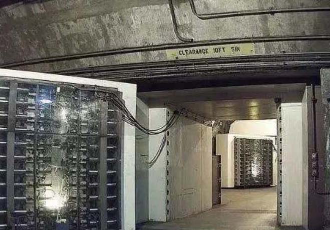 防护工程面对现代空袭兵器有哪些挑战？